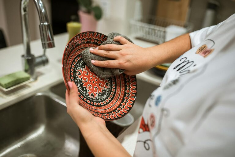 Simple Ways to Make Household Chores More Manageable